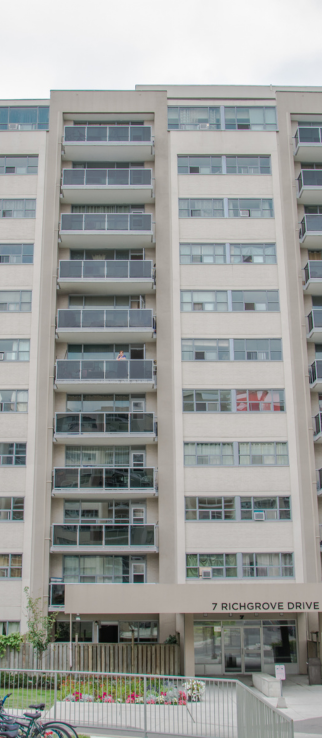 Richgrove Village-img